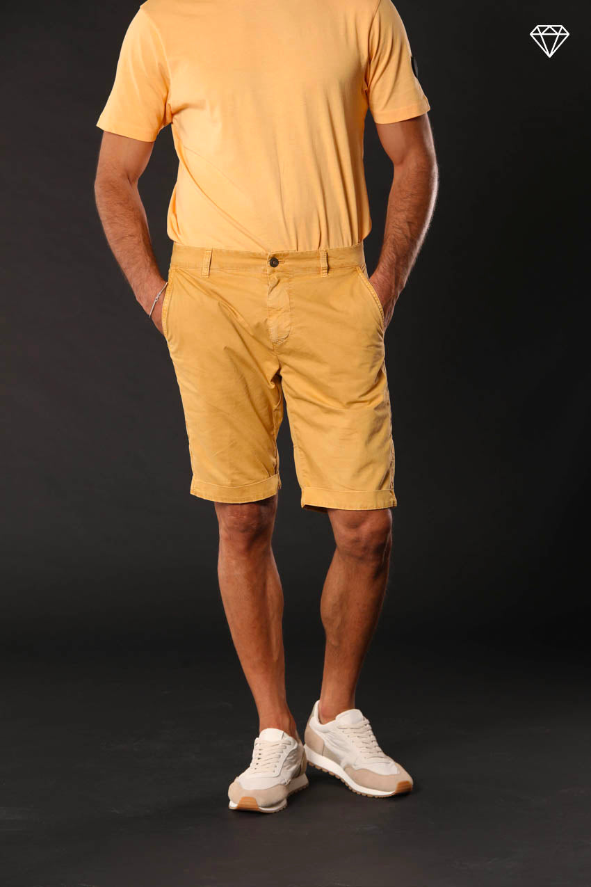John Coolkhinos bermuda chino hombre en algodón pima logo edition carrot fit ①