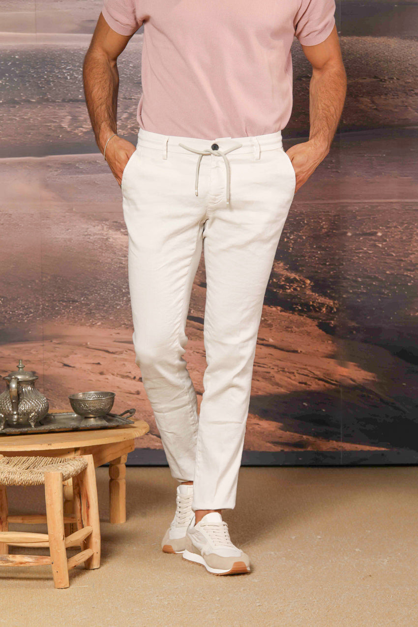Milano Jogger pantalón de hombre en sarga de lino y algodón extra slim fit