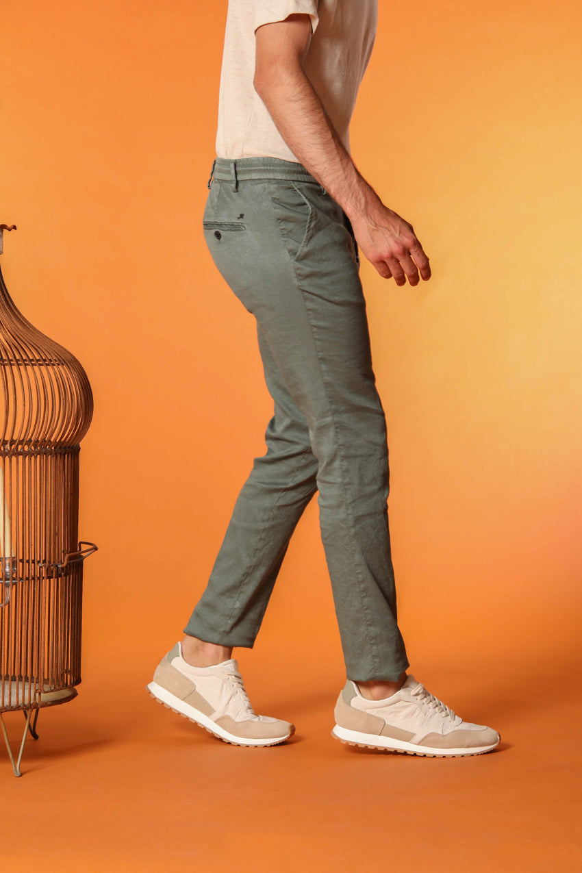 Milano Jogger pantalón de hombre en sarga de lino y algodón extra slim fit