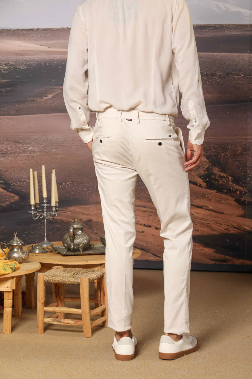 Milano Jogger pantalón chino jogger para hombre en algodón y tencel Corte extra slim fit