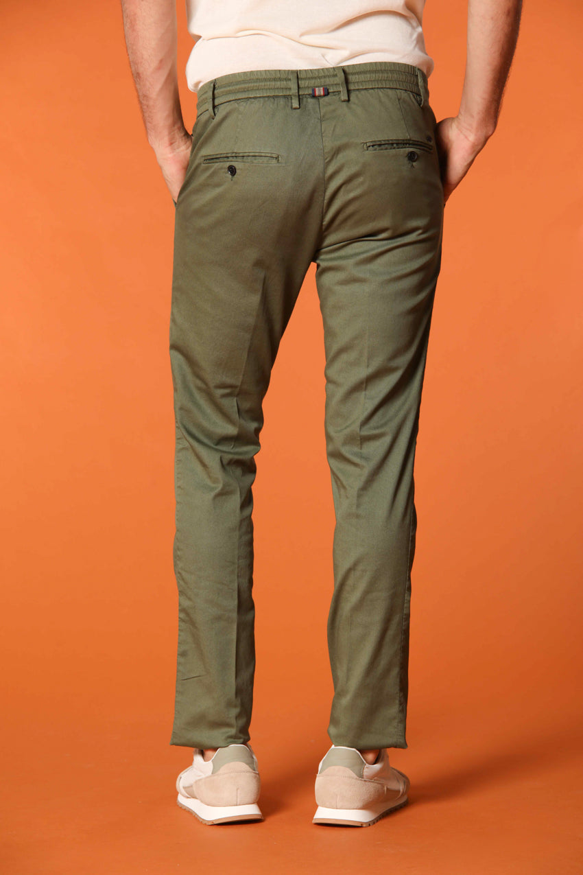 Milano Jogger Pantalón chino jogger para hombre en algodón y tencel Corte extra slim fit