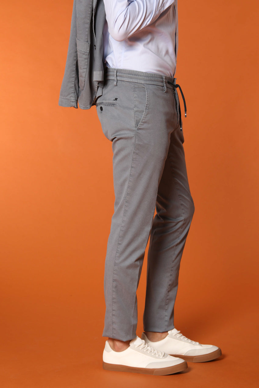 Milano Jogger pantalón chino jogger para hombre en algodón y tencel Corte extra slim fit