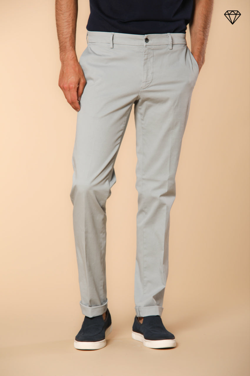 New York men's chino pants in stretch satin regular fit ①