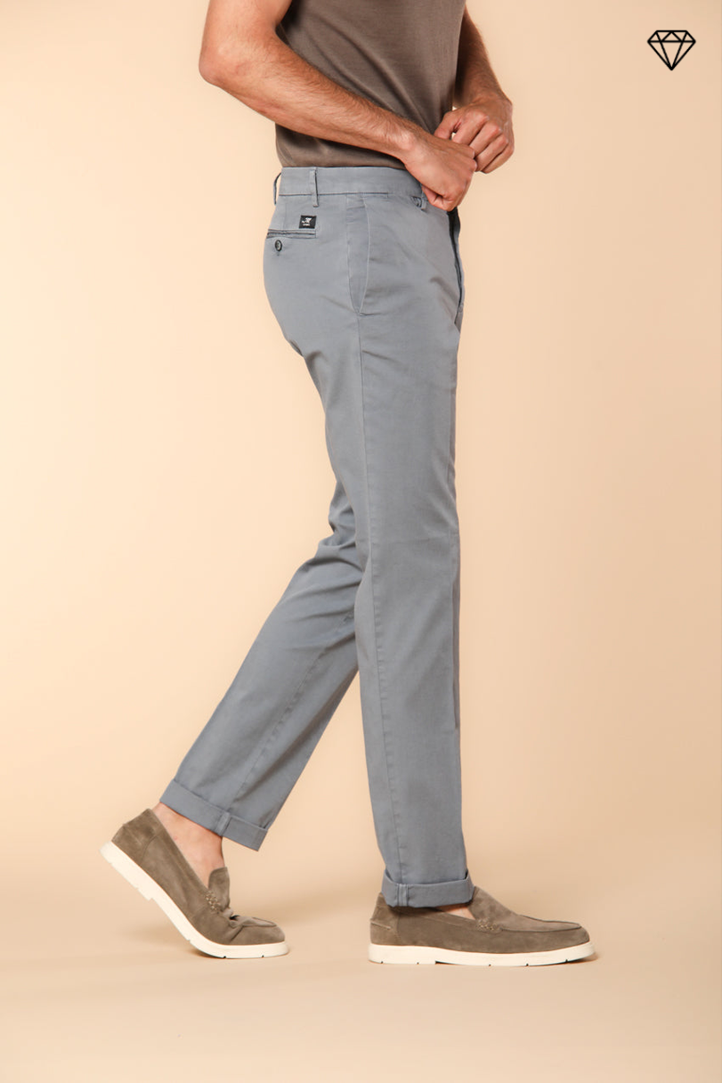 New York men's chino pants in stretch satin regular fit ①