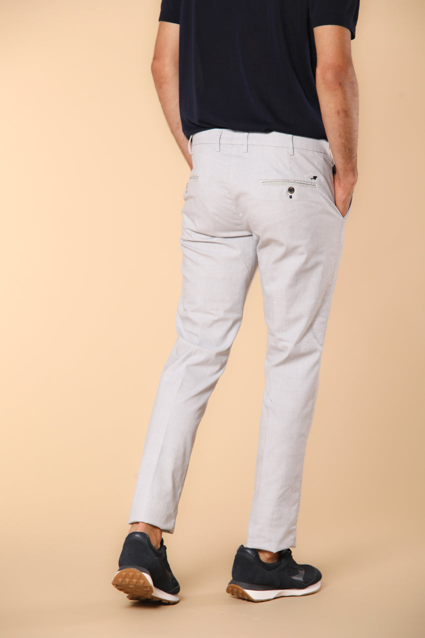 Torino Prestige pantalón chino hombre en algodón y lyocell con estampado galles mouliné slim fit