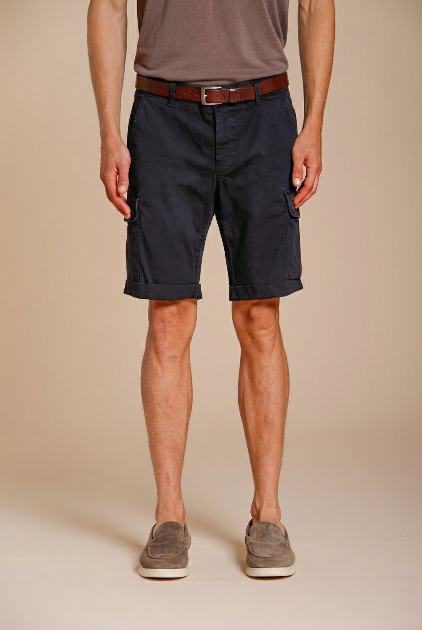 Chile bermuda cargo hombre en satén stretch slim fit ①