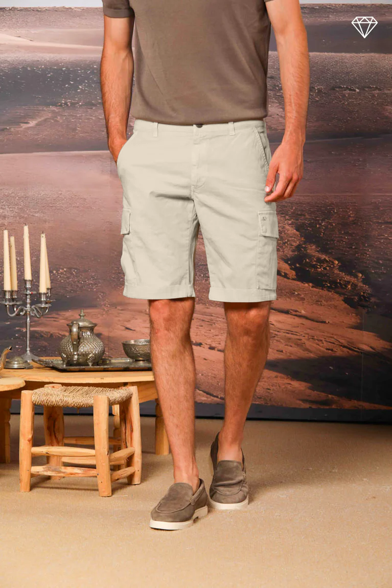 Chile bermuda cargo homme en satin stretch Slim fit ①