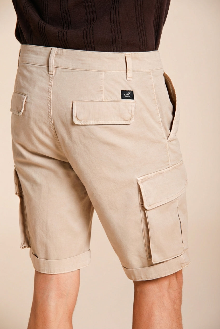 Chile bermuda cargo hombre en satén stretch slim fit ①