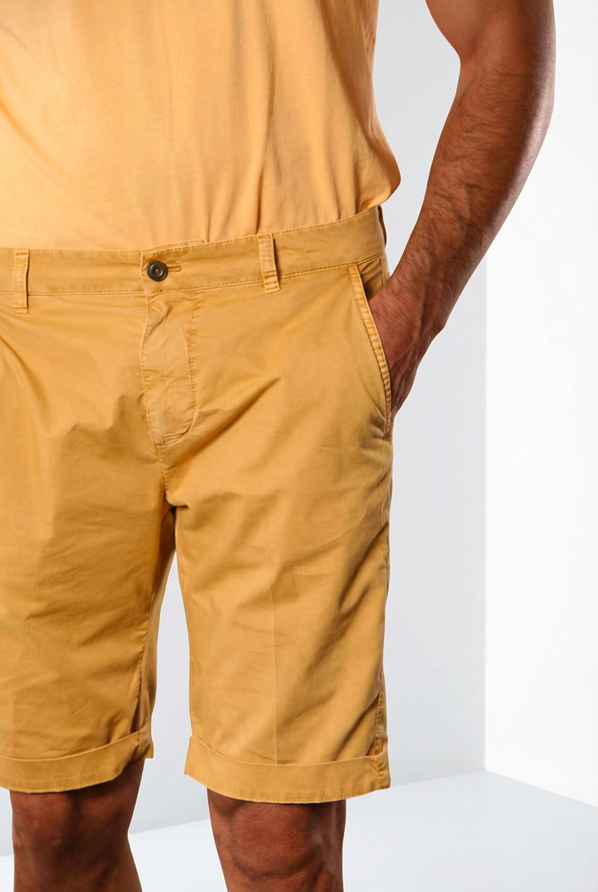 John Coolkhinos bermuda chino hombre en algodón pima logo edition carrot fit ①