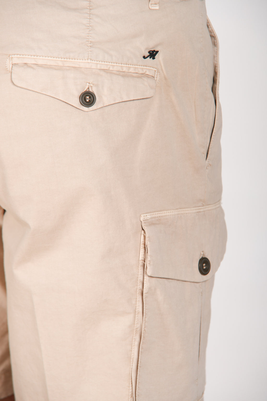Cargo bermuda cargo uomo in gabardina stretch relaxed fit