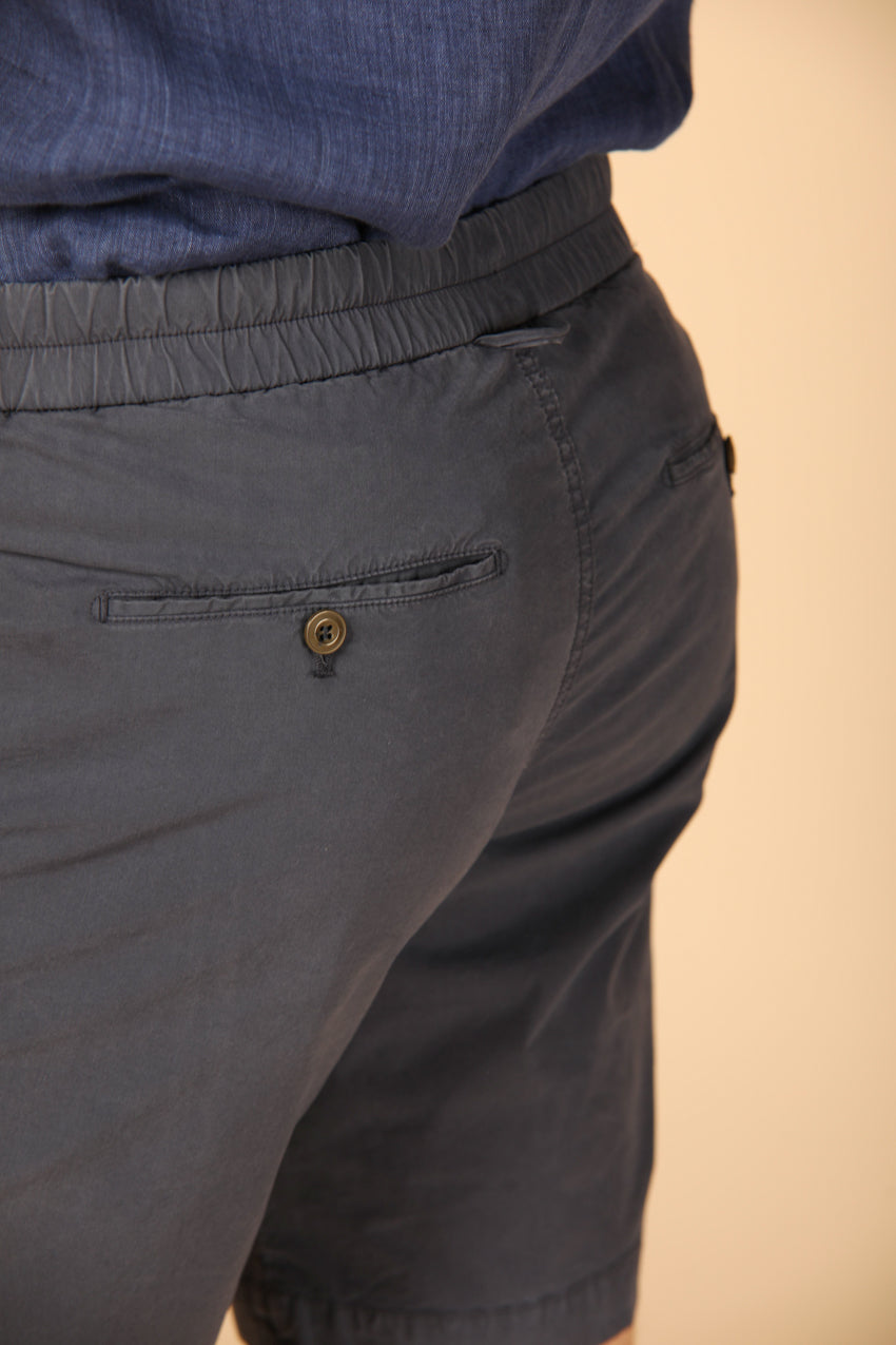 immagine 3 di bermuda chino uomo modello Capri Khinos Summer color blu navy regular fit di Mason's