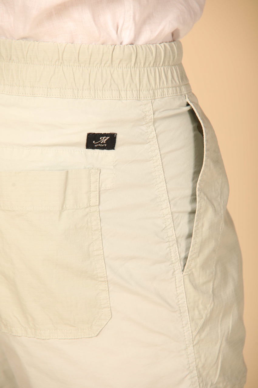 immagine 3 di bermuda chino uomo modello Taormina Summer color celestino regular fit di Mason's