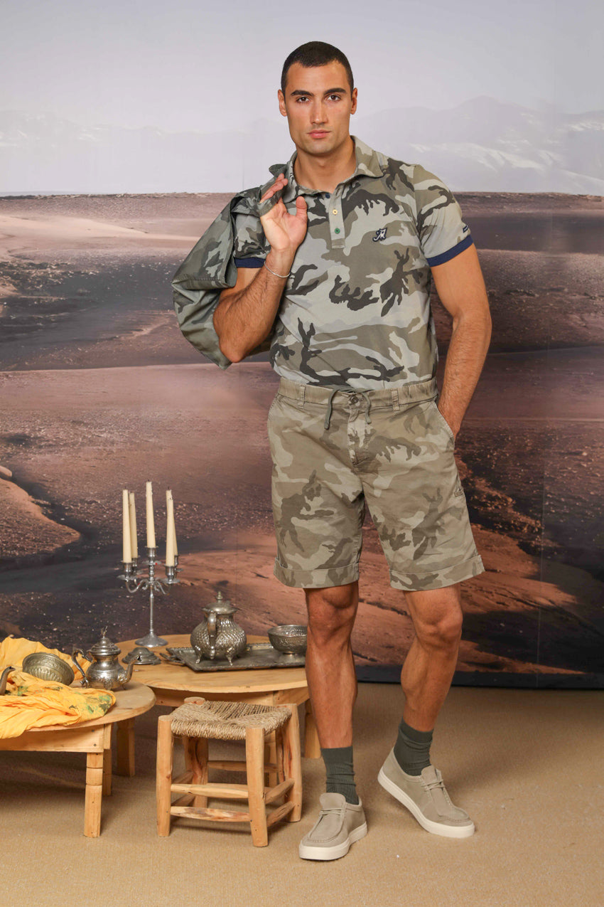 Print Polo homme en piqué avec camouflage 