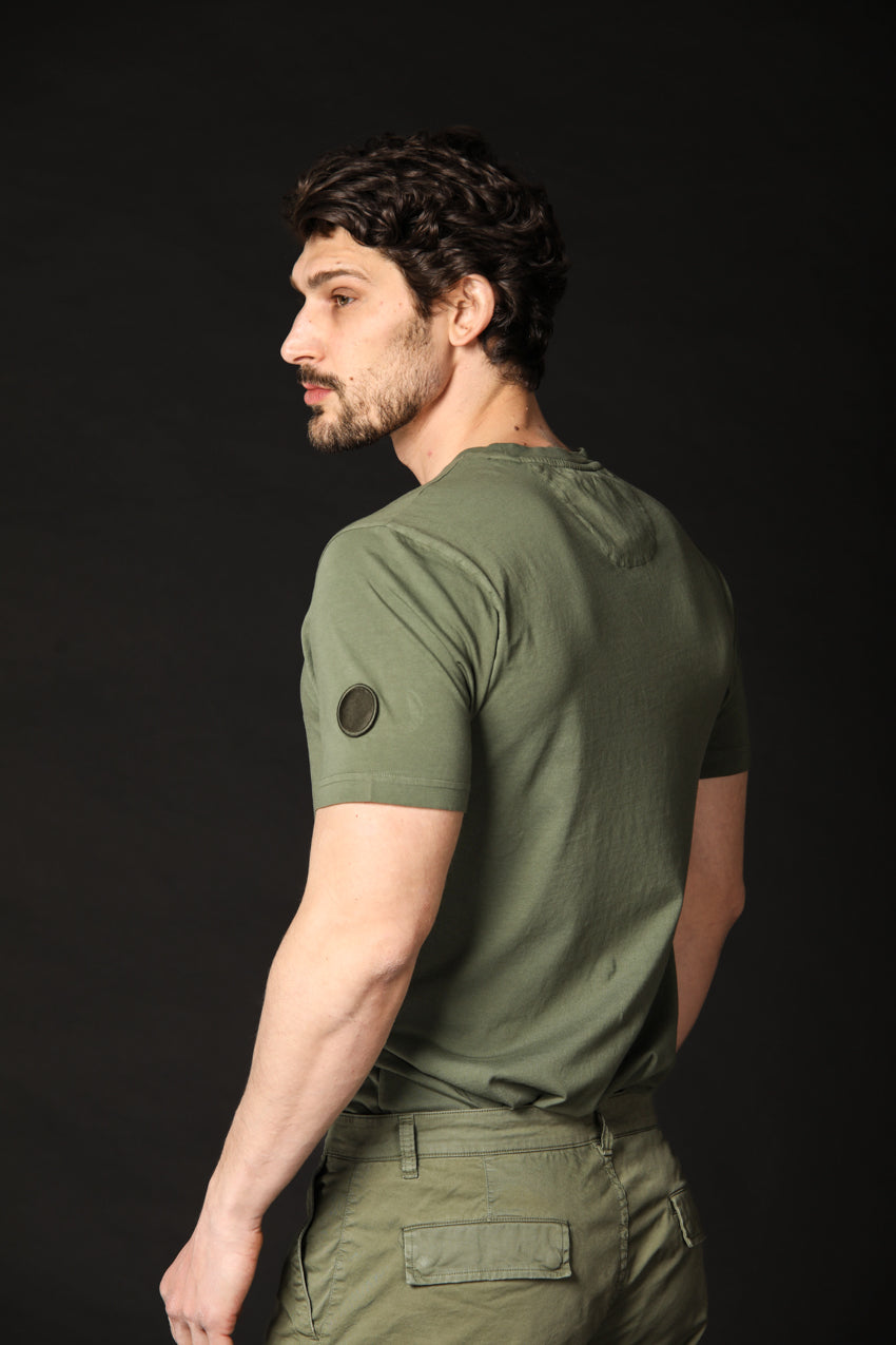 immagine 3 di t-shirt uomo modello Tom MM in verde fit regular di Mason's