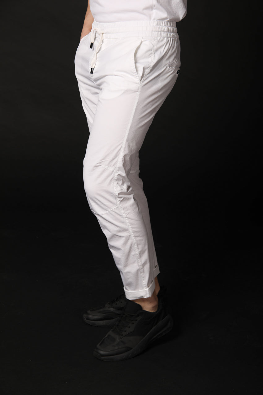 immagine 2 di pantalone chino uomo modello John fit carrot di Mason's