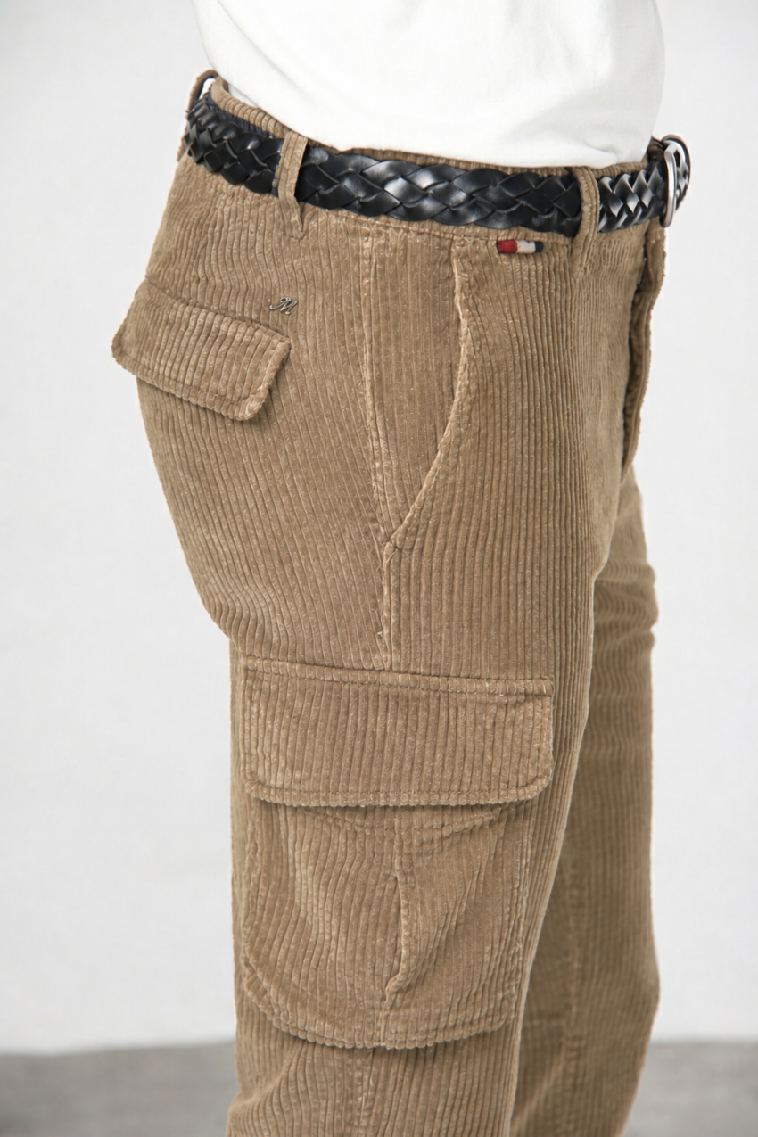 Chile pantalón cargo de hombre en terciopelo de pana ancha regular fit