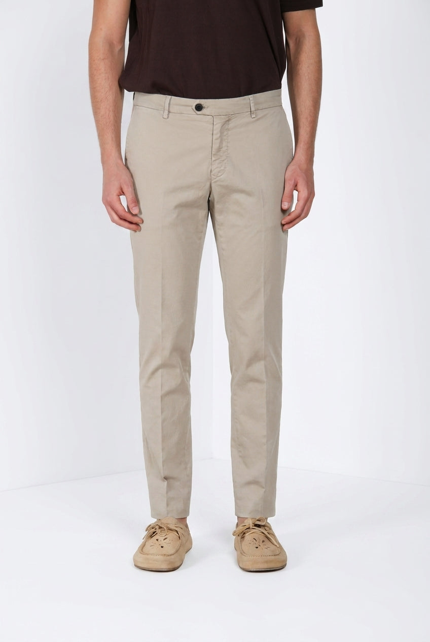 New York delamere pantalón chino hombre en sarga ligera stretch regular fit