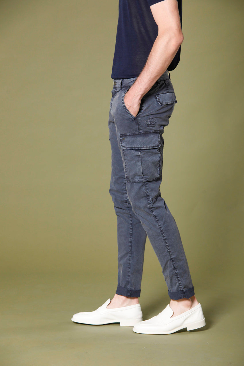 immagine 3 di pantalone cargo uomo in cotone stretch icon washing modello Chile colore blu navy extra slim di mason's