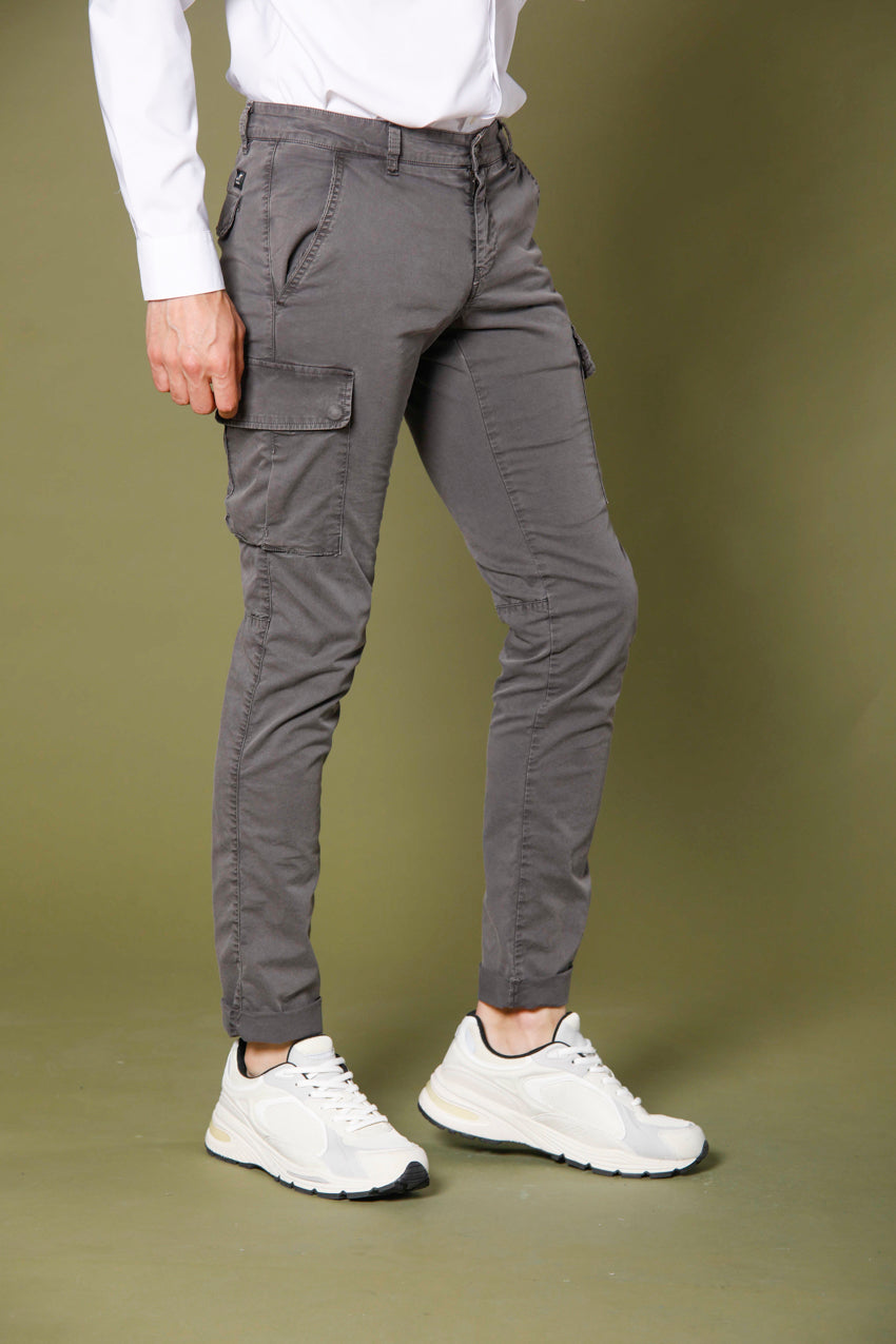 immagine 3 di pantalone cargo uomo in cotone stretch icon washing modello Chile colore marroncino extra slim di mason's