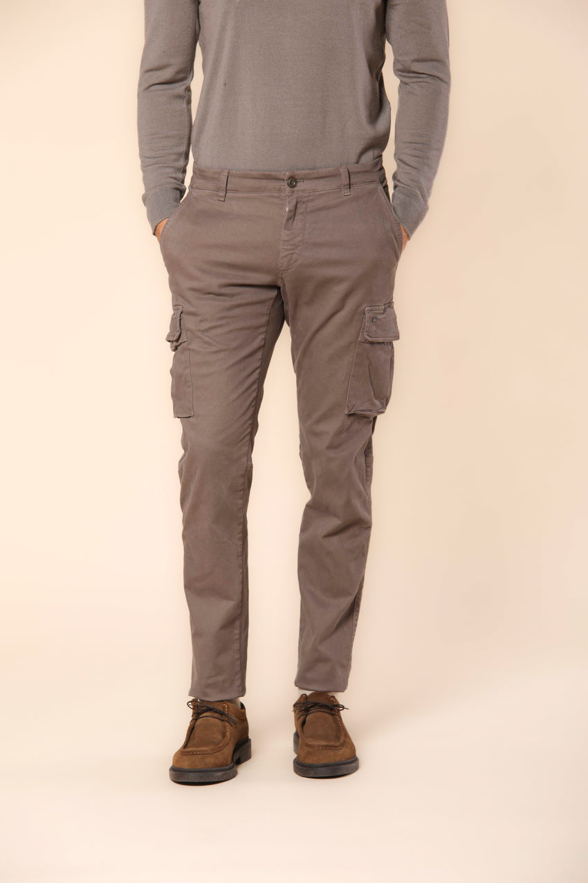 Chile Herren Cargohose aus Gabardine extra slim Fit ①