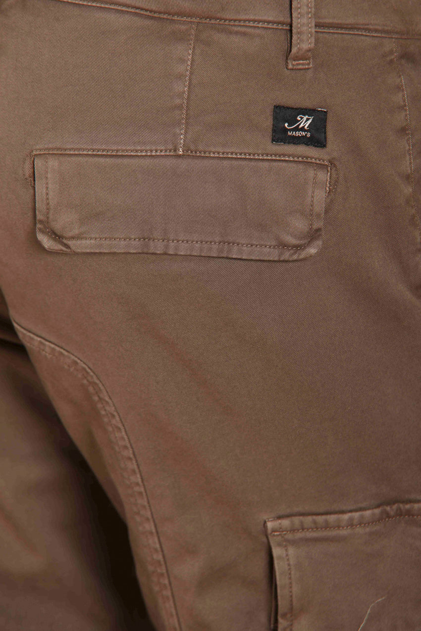 immagine 3 di pantalone cargo uomo modello Chile1 di colore cacao fit extra slim di Mason's