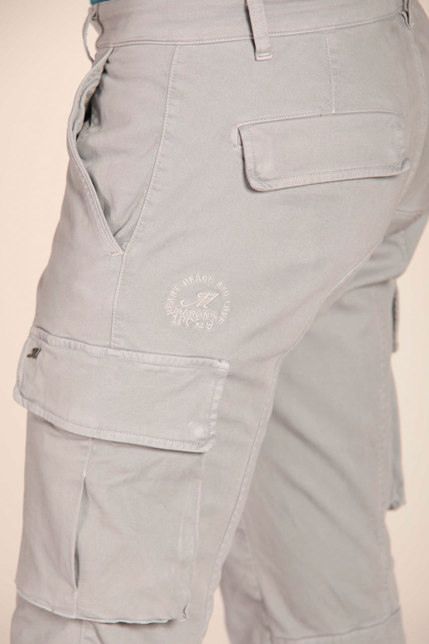 immagine 3 di pantalone cargo uomo modello Chile1 di colore grigio fit extra slim di Mason's