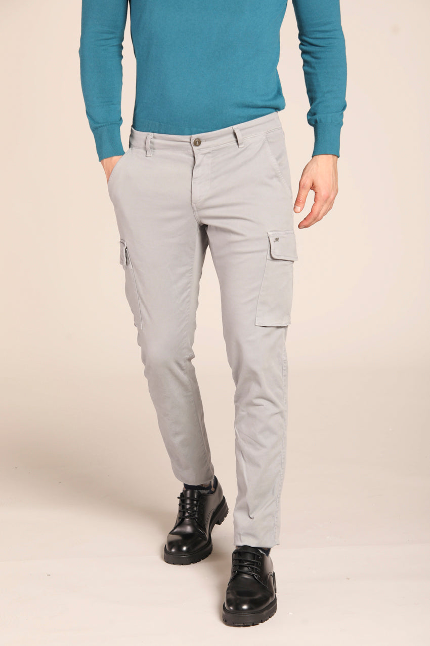 immagine 2 di pantalone cargo uomo modello Chile1 di colore grigio fit extra slim di Mason's