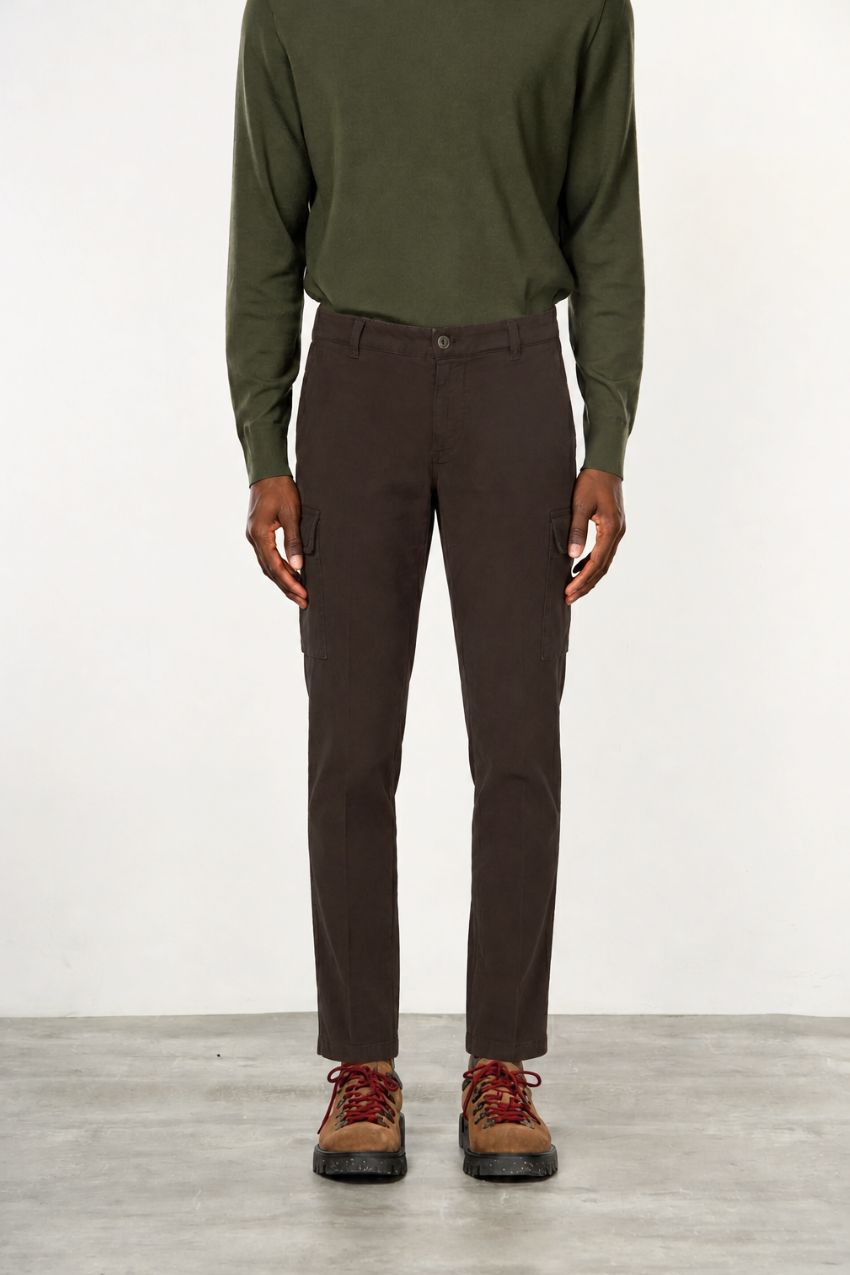 Chile Cargohose für Herren aus Stretch-Gabardine Extra Slim Fit ①