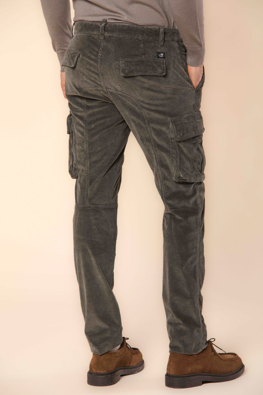 Chile men's cargo trousers in 500-wale velvet extra slim fit ①