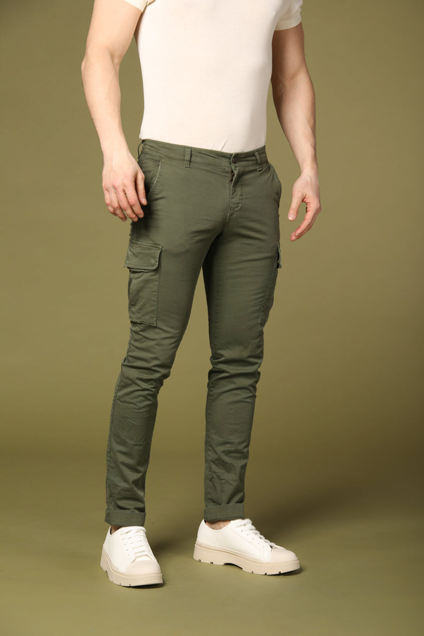 Bild 2 von Herren-Cargohose, Modell Chile in Grün, extra slim Passform von Mason's