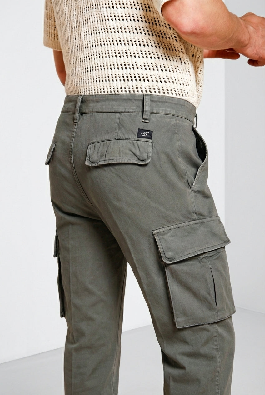 Chile Herren Cargo Hose aus Stretch-Satin extra slim fit ①