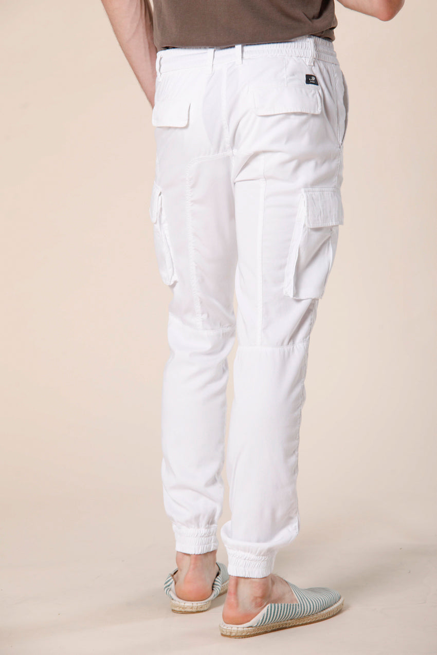 immagine 4 di pantalone cargo uomo in tencel con coulisse modello Chile Elax colore bianco extra slim di Mason's