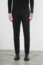 George Coolpocket pantalón cargo hombre de gabardina, corte carrot ①