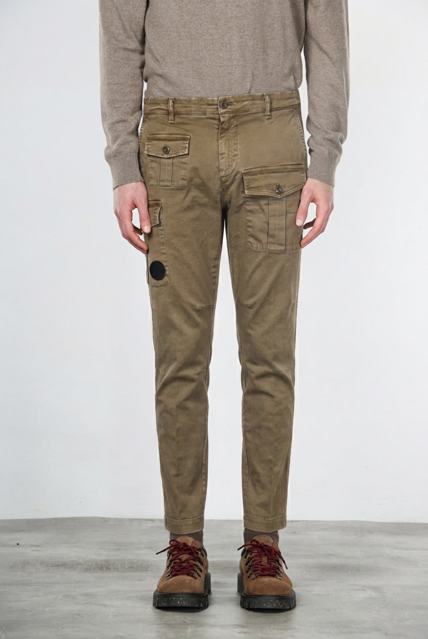 George Coolpocket pantalón cargo de hombre en gabardina carrot fit ①
