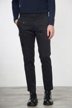 George Coolpocket pantalón cargo de hombre en gabardina carrot fit①