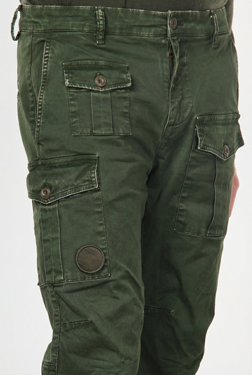 George Coolpocket pantalón cargo de hombre en gabardina carrot fit ①
