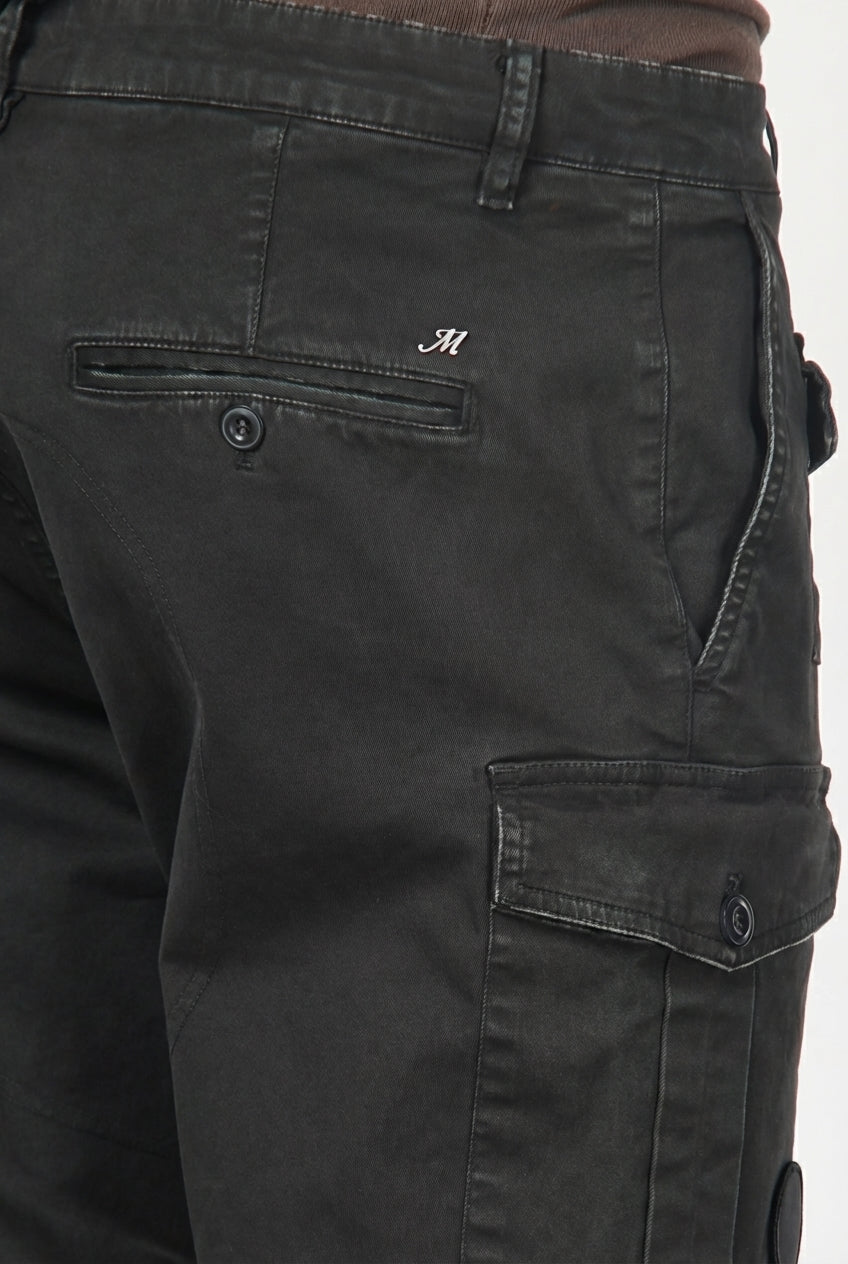 George Coolpocket pantalón cargo de hombre en gabardina carrot fit ①

