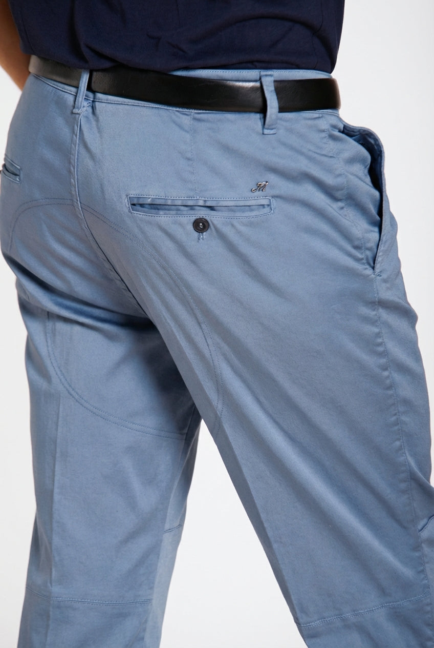 John Coolkhinos pantalón chino hombre de satén stretch Logo Edition carrot fit ①