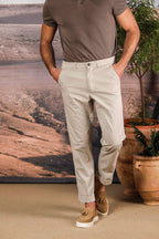 Chinos 22 pantalón chino hombre en algodón pima ligero stretch relaxed fit 