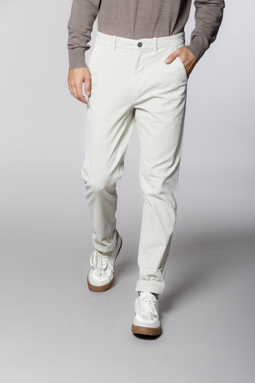 Chinos pantalón chino de hombre en terciopelo 1000 rayas relaxed fit