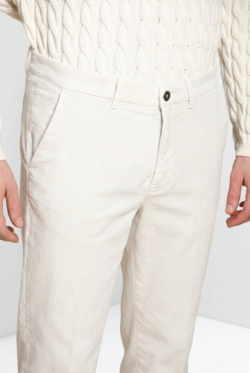 Chinos pantalón chino de hombre en pana 1000 líneas relaxed fit