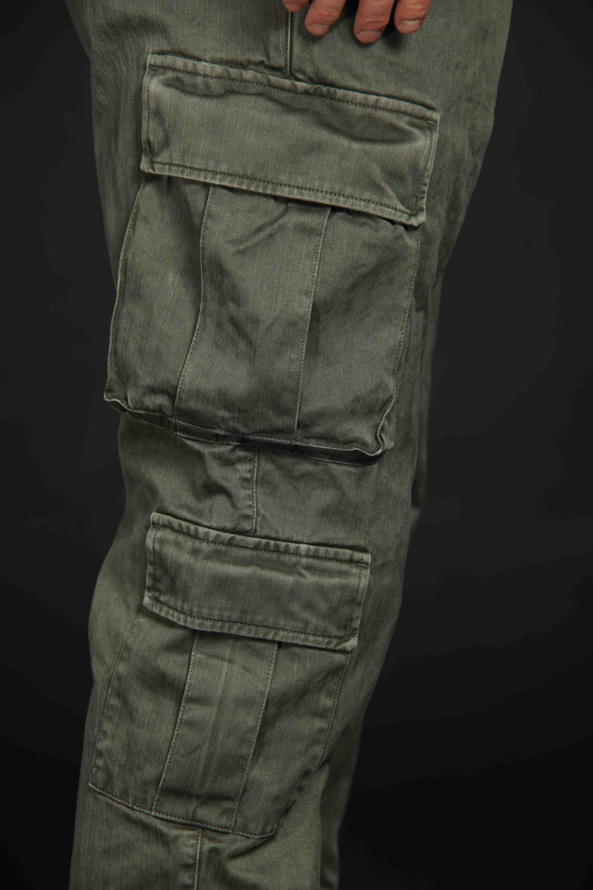 immagine 4 di pantalone cargo uomo modello Bahamas in verde fit relaxed di Mason's