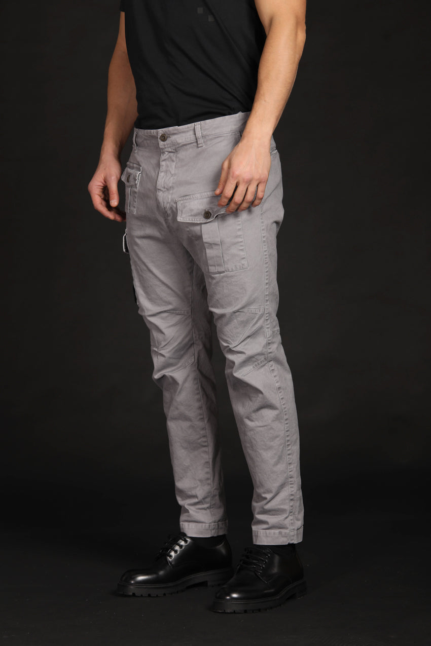 immagine 3 di pantalone cargo uomo modello George Coolpocket in grigio fit carrot di Mason's