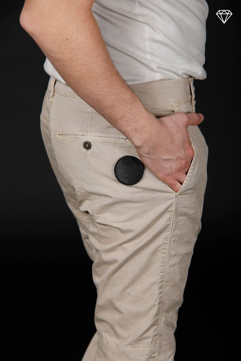 John Coolkhinos men's chino pants in stretch satin logo edition carrot fit ①