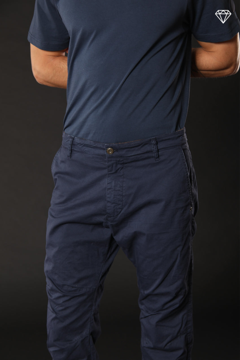 John Coolkhinos men's chino pants in stretch satin logo edition carrot fit ①