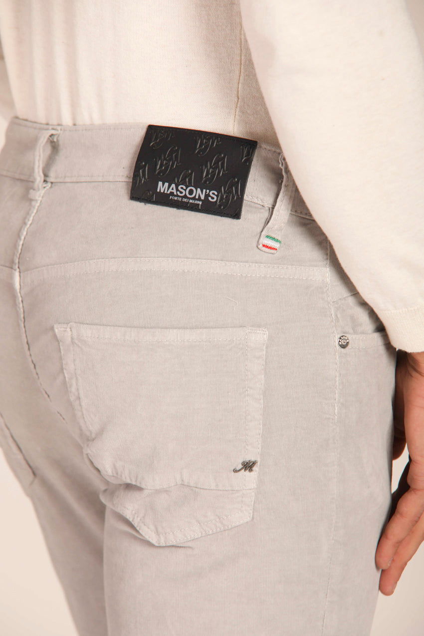 immagine 4 di pantalone uomo in denim modello Harris , in velluto grigio fit slim di Mason's