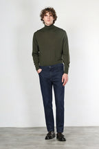 Harris pantalón 5 bolsillos de hombre en tecno denim stretch carrot fit
