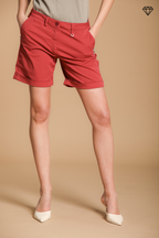 Jaqueline bermuda chino mujer en gabardina con tachuelas slim fit ①