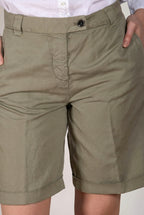 Brigitte bermuda chino mujer de algodón y lino flameado relaxed fit