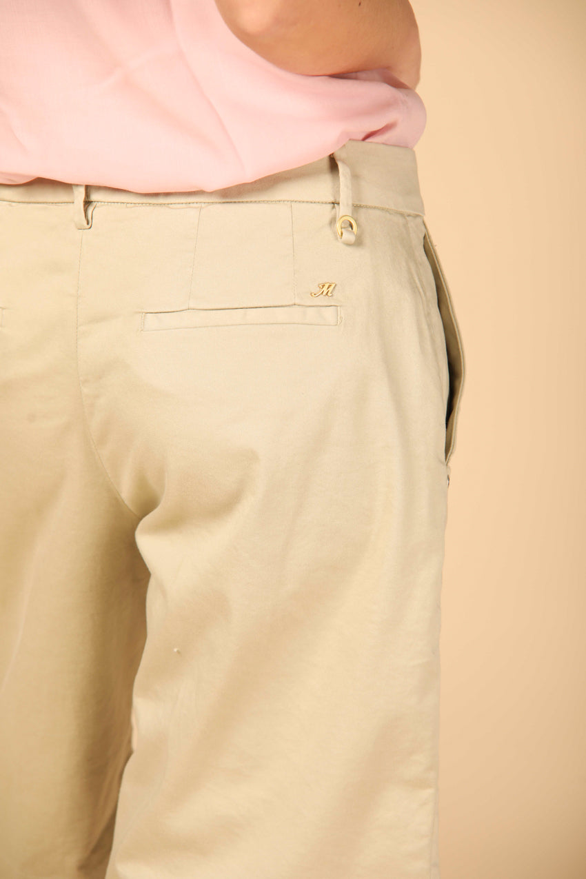 immagine 3 di bermuda chino donna modello new york straight colore beige chiaro regular fit di mason's